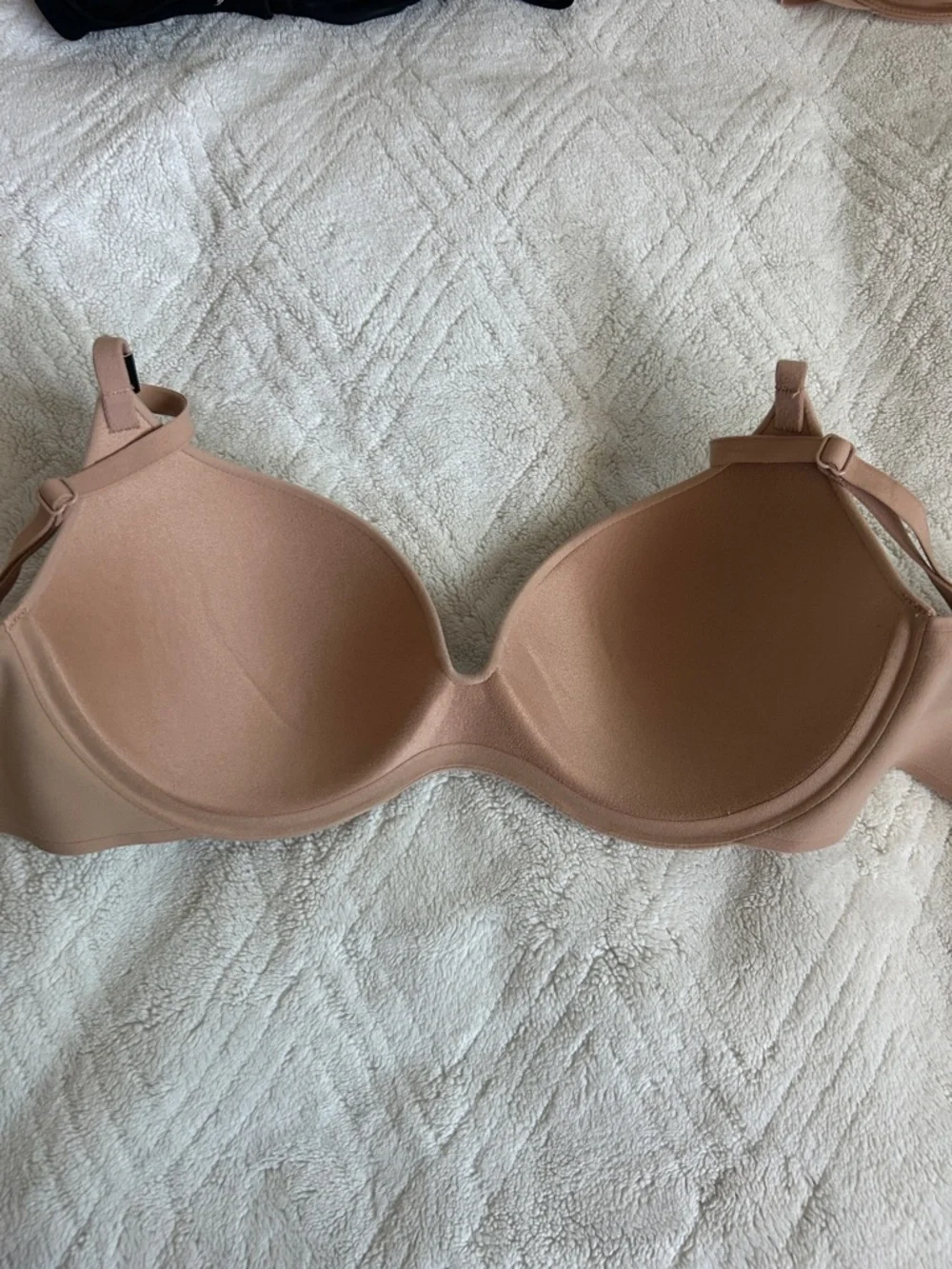 VS. Perfect shape push up bra. 32C - Picture 8 of 8